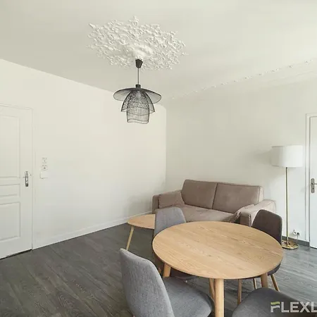 Superb 1 Elegant In The Heart Of Paris' 8th District *