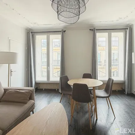 Superb 1 Elegant In The Heart Of Paris' 8th District * Paris