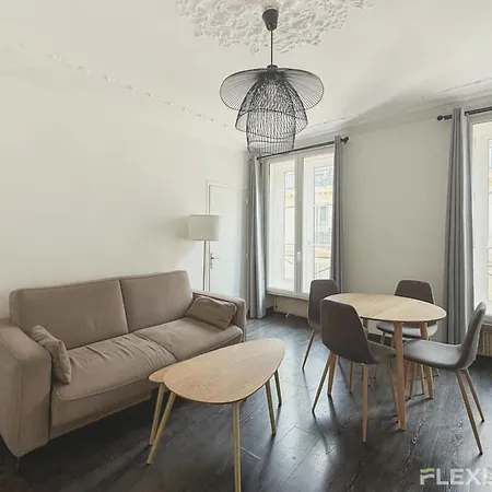Superb 1 Elegant In The Heart Of Paris' 8th District * Paris