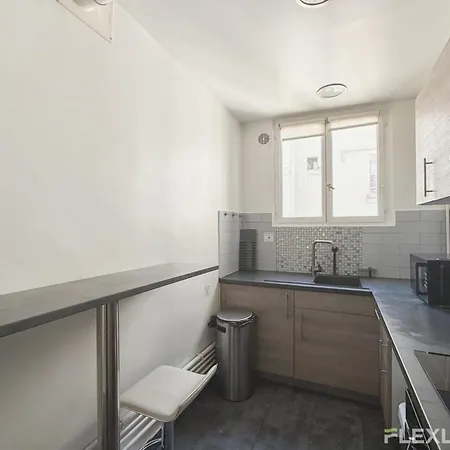 Superb 1 Elegant In The Heart Of Paris' 8th District Holiday home *