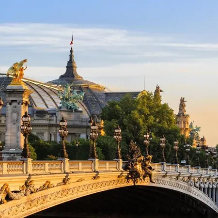 Superb 1 Elegant In The Heart Of Paris' 8th District Holiday home Paris