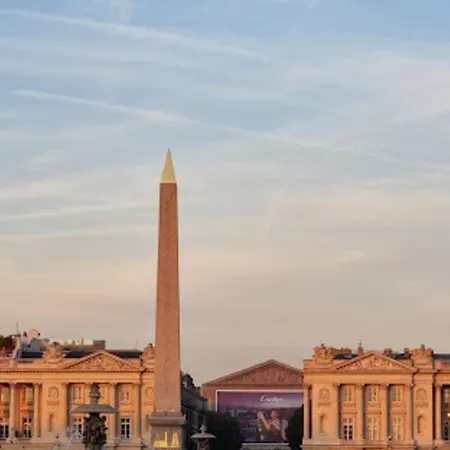 Superb 1 Elegant In The Heart Of Paris' 8th District * Paris